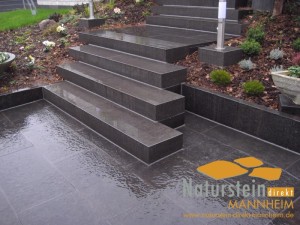 Basalt Blockstufen Sandokan Elegance